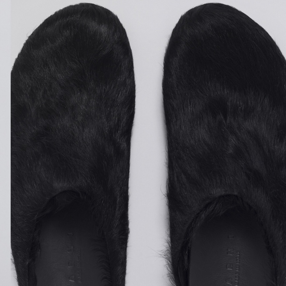 Marni black Calf fur slides size 38 women New